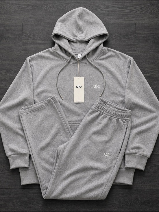 ALO Yoga Pants - Alo Yoga Women’s Gray Embossed Hoodie Jogger Set Size Small NWT